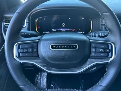 Used 2023 Jeep Wagoneer L Series III w/ Preferred Equipment Group image 27