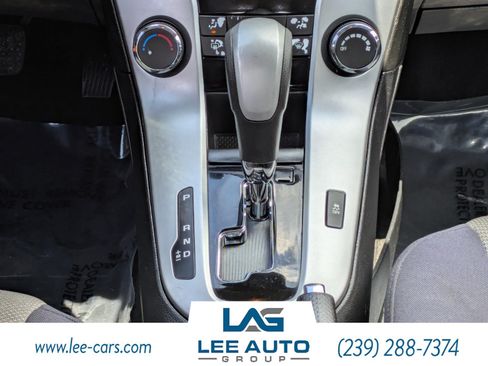 Used 2014 Chevrolet Cruze LS FWD image 16