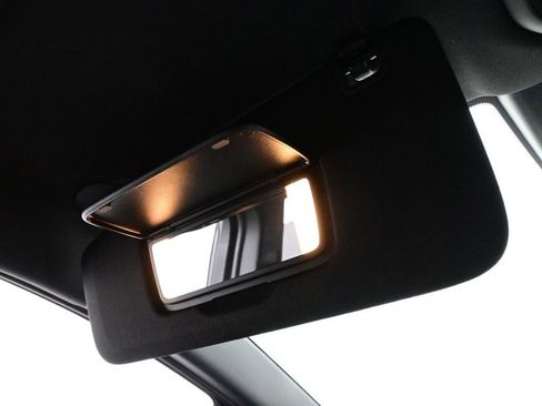 Used 2026 Chevrolet Equinox EV LT FWD image 28