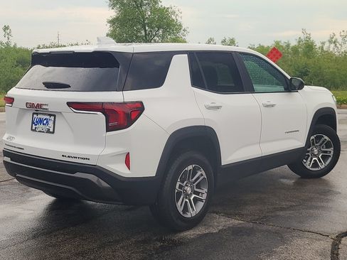Used 2025 GMC Terrain Elevation AWD/4WD image 4