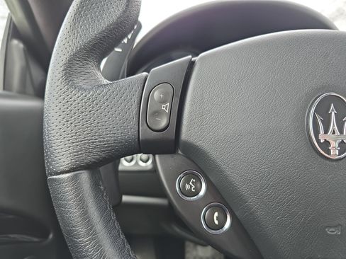 Used 2018 Maserati GranTurismo Sport image 16