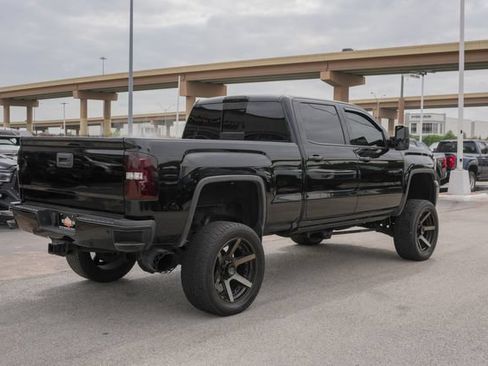 Used 2018 GMC Sierra 2500 Denali w/ Duramax Plus Package AWD/4WD image 6