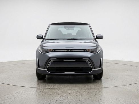 Used 2025 Kia Soul LX w/ LX Technology Package image 2