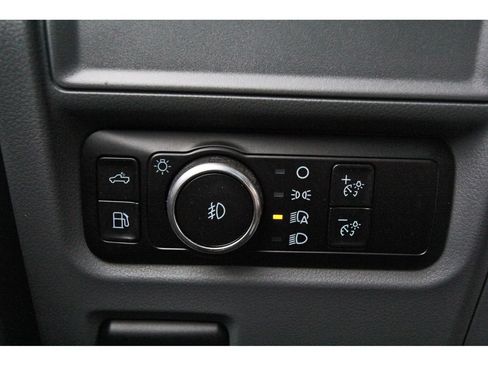 Used 2025 Ford F150 XLT w/ Equipment Group 301A Standard AWD/4WD image 18