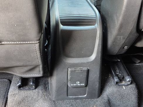 Used 2021 Buick Encore Preferred w/ Safety Package FWD image 12