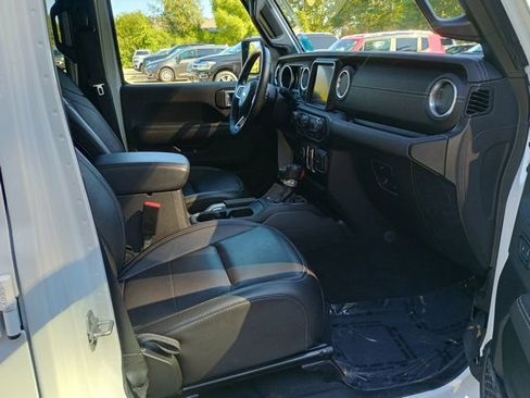 Used 2022 Jeep Wrangler Unlimited Sahara w/ LED Lighting Group image 15