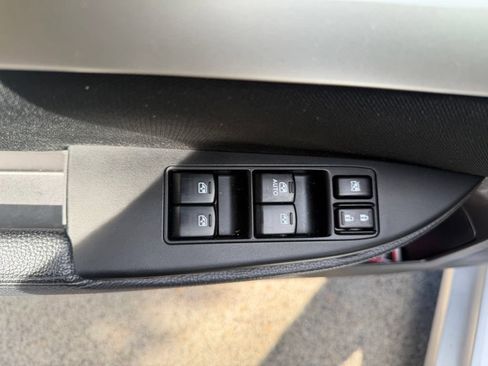 Used 2013 Subaru Legacy 2.5i Premium AWD/4WD image 11