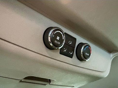 Used 2015 Nissan Armada Platinum w/ 2nd Row Captain Seat Package image 25