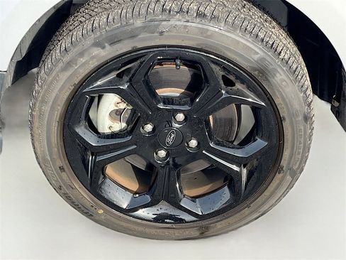 Used 2021 Ford EcoSport SES image 32