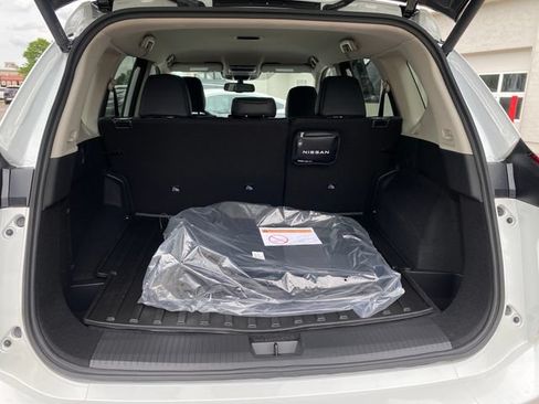 New 2026 Nissan Rogue SV w/ Rock Creek Premium Package AWD/4WD image 23