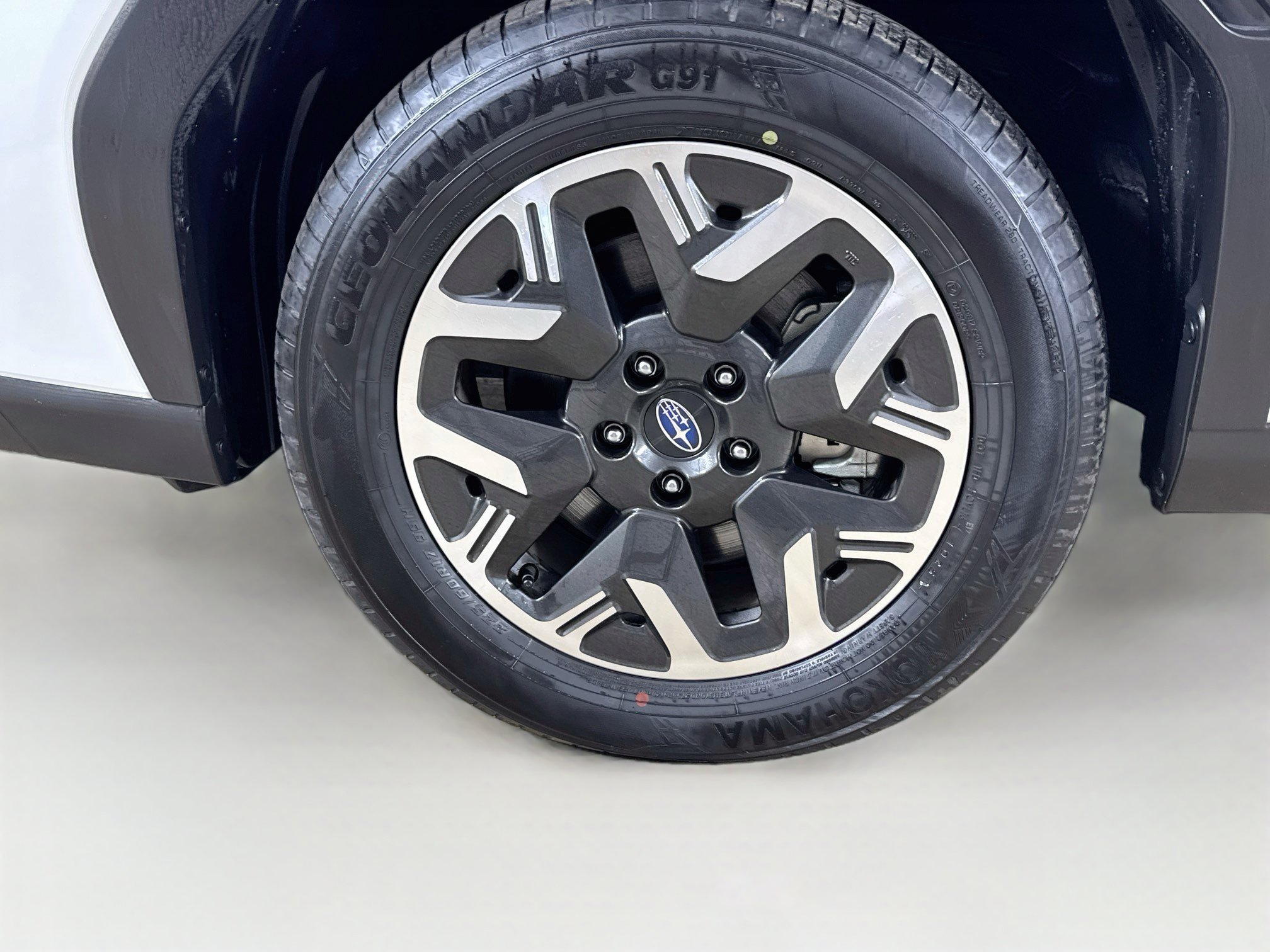 Certified 2025 Subaru Forester Premium AWD/4WD image 27