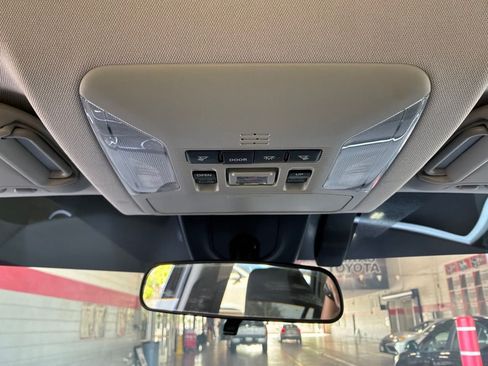 Used 2020 Toyota RAV4 XLE w/ Convenience Package AWD/4WD image 15