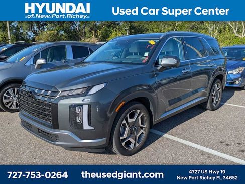 Used 2023 Hyundai Palisade Limited w/ Cargo Package FWD image 1