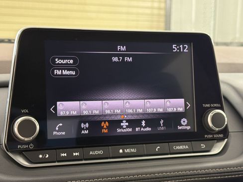 Used 2023 Nissan Rogue SV AWD/4WD image 19