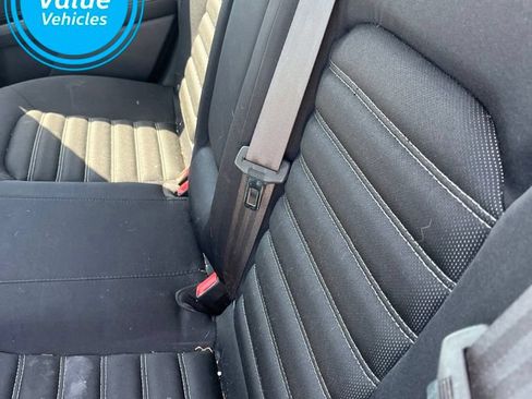 Used 2014 Ford Fusion SE FWD image 16