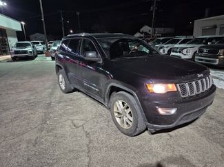 Used 2017 Jeep Grand Cherokee Laredo w/ Quick Order Package 23E video 1
