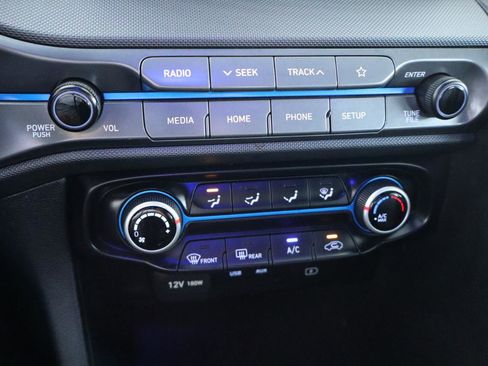 Used 2020 Hyundai Veloster 2.0 image 21