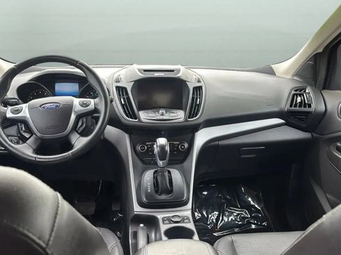 Used 2014 Ford Escape SE w/ Equipment Group 201A FWD image 9