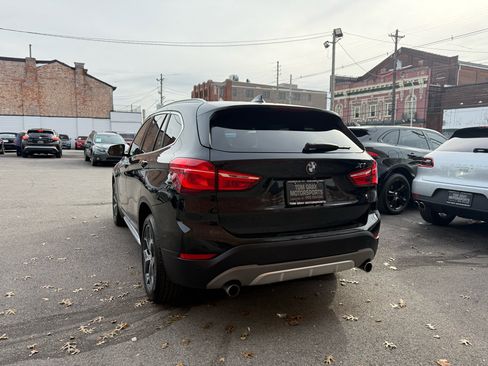 Used 2018 BMW X1 sDrive28i image 4