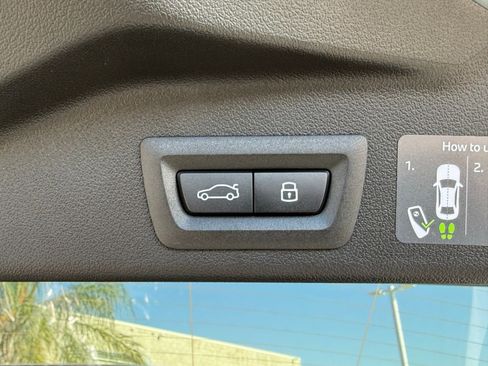 New 2026 BMW X5 sDrive40i image 17