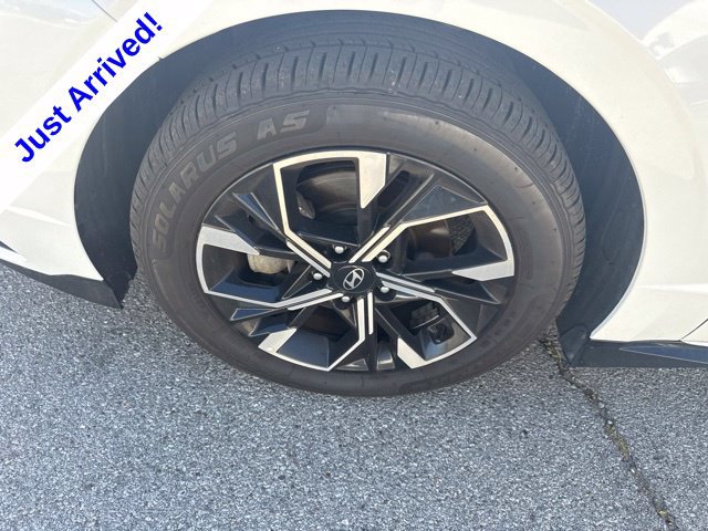Used 2025 Hyundai Sonata SEL FWD image 10