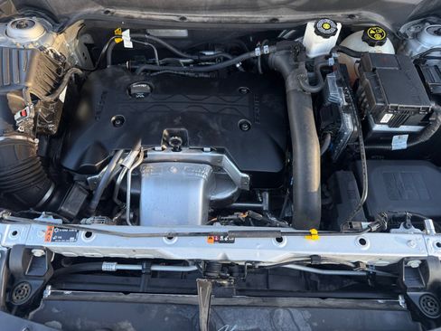 Used 2019 Chevrolet Equinox Premier AWD/4WD image 31