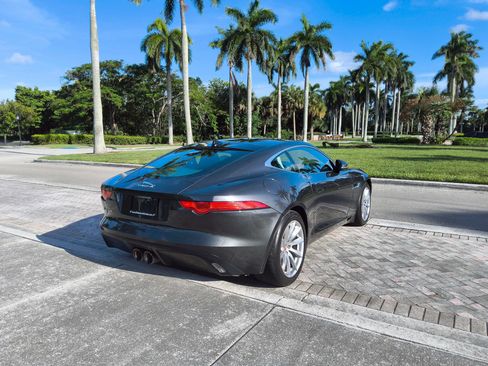 Used 2016 Jaguar F-TYPE Coupe RWD image 19