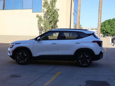 Used 2025 Kia Seltos S FWD image 7