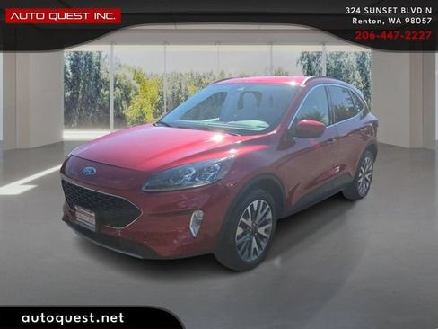 Used 2022 Ford Escape Titanium AWD/4WD image 1