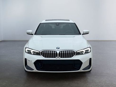 Certified 2023 BMW 330i Sedan w/ M Sport Package image 9