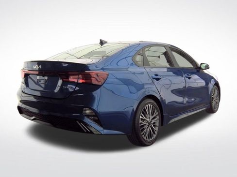 Used 2024 Kia Forte GT-Line FWD image 3