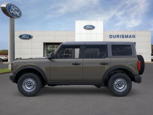 New 2025 Ford Bronco 4-Door image 4