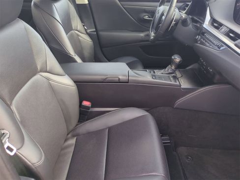 Used 2020 Lexus ES 350 w/ Premium Package image 11