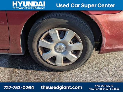 Used 2004 Toyota Camry LE image 6