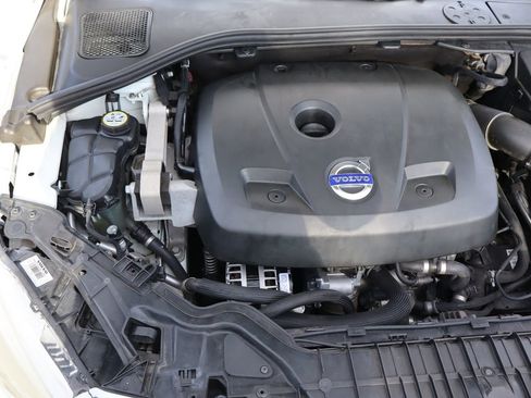 Used 2015 Volvo S60 T5 Premier image 38