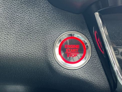 Used 2021 Honda HR-V EX image 23