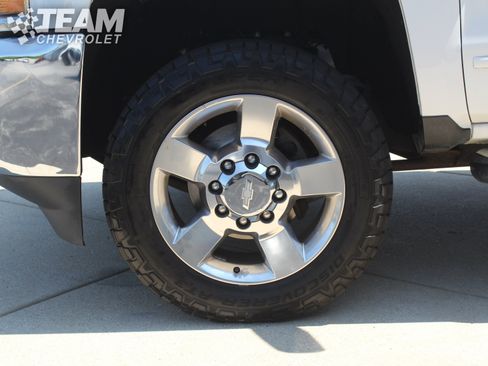 Used 2017 Chevrolet Silverado 2500 LT w/ All Star Edition AWD/4WD image 30