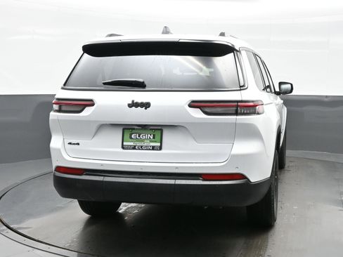 New 2025 Jeep Grand Cherokee L Altitude image 5
