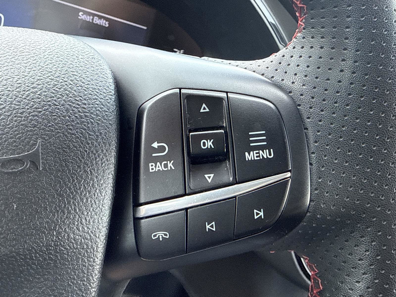 Used 2024 Ford Escape ST-Line AWD/4WD image 18