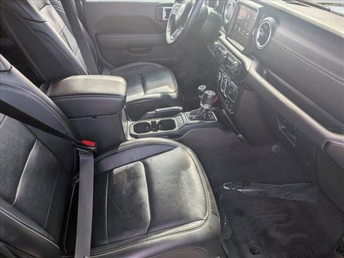 Used 2023 Jeep Wrangler Sahara w/ Cold Weather Group image 21