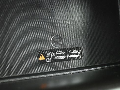 Used 2021 Chevrolet Tahoe LT image 24