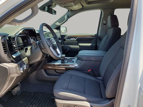 Used 2024 GMC Sierra 1500 Elevation image 8
