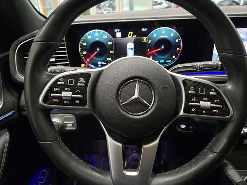 Used 2022 Mercedes-Benz GLS 450 4MATIC image 42