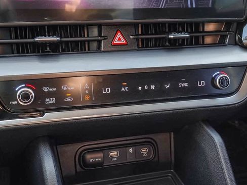 Certified 2023 Kia Sportage EX image 20