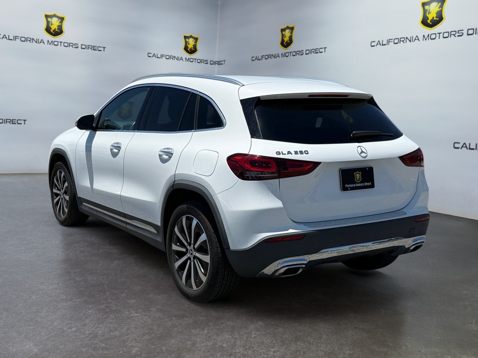 Used 2023 Mercedes-Benz GLA 250 w/ Premium Package image 3