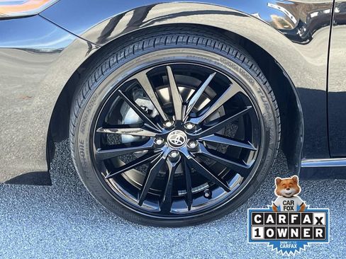 Used 2022 Toyota Camry XSE image 11