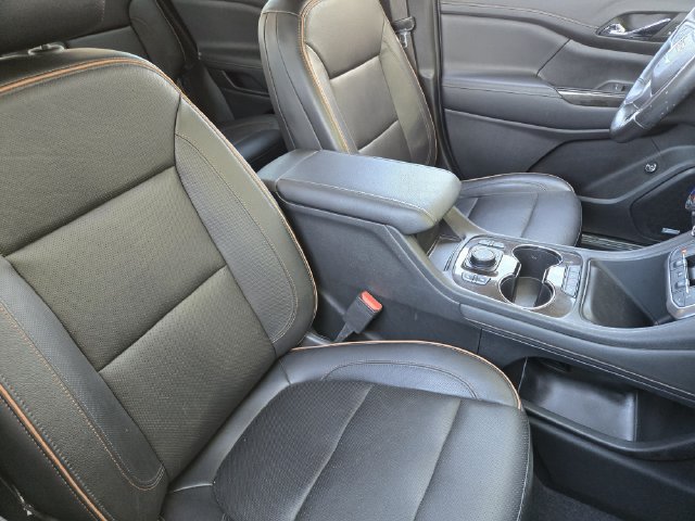 Used 2020 GMC Acadia AT4 w/ Driver Alert Package II AWD/4WD image 10