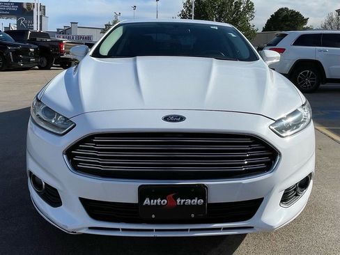 Used 2014 Ford Fusion SE w/ Equipment Group 201A image 9