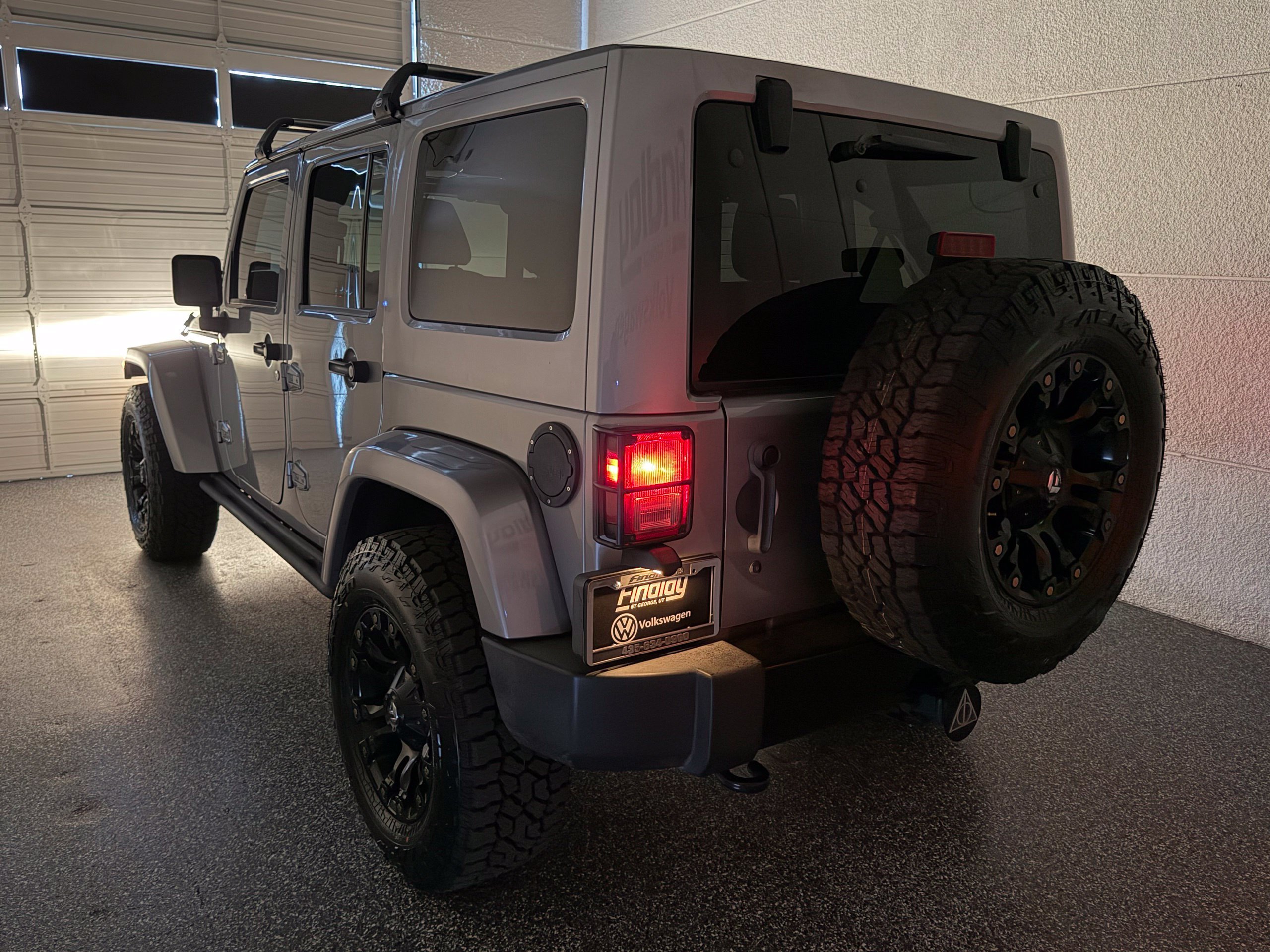 Used 2015 Jeep Wrangler Unlimited Sahara AWD/4WD image 46
