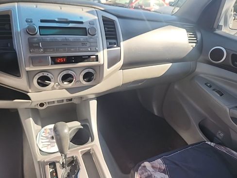 Used 2011 Toyota Tacoma PreRunner w/ TRD Sport Pkg image 14